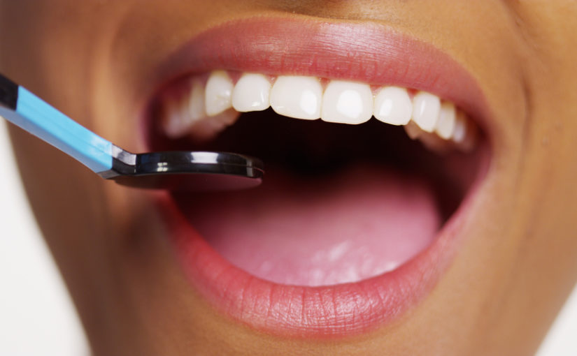 Całościowe leczenie stomatologiczne – odkryj drogę do zdrowych i atrakcyjnego uśmiechów.